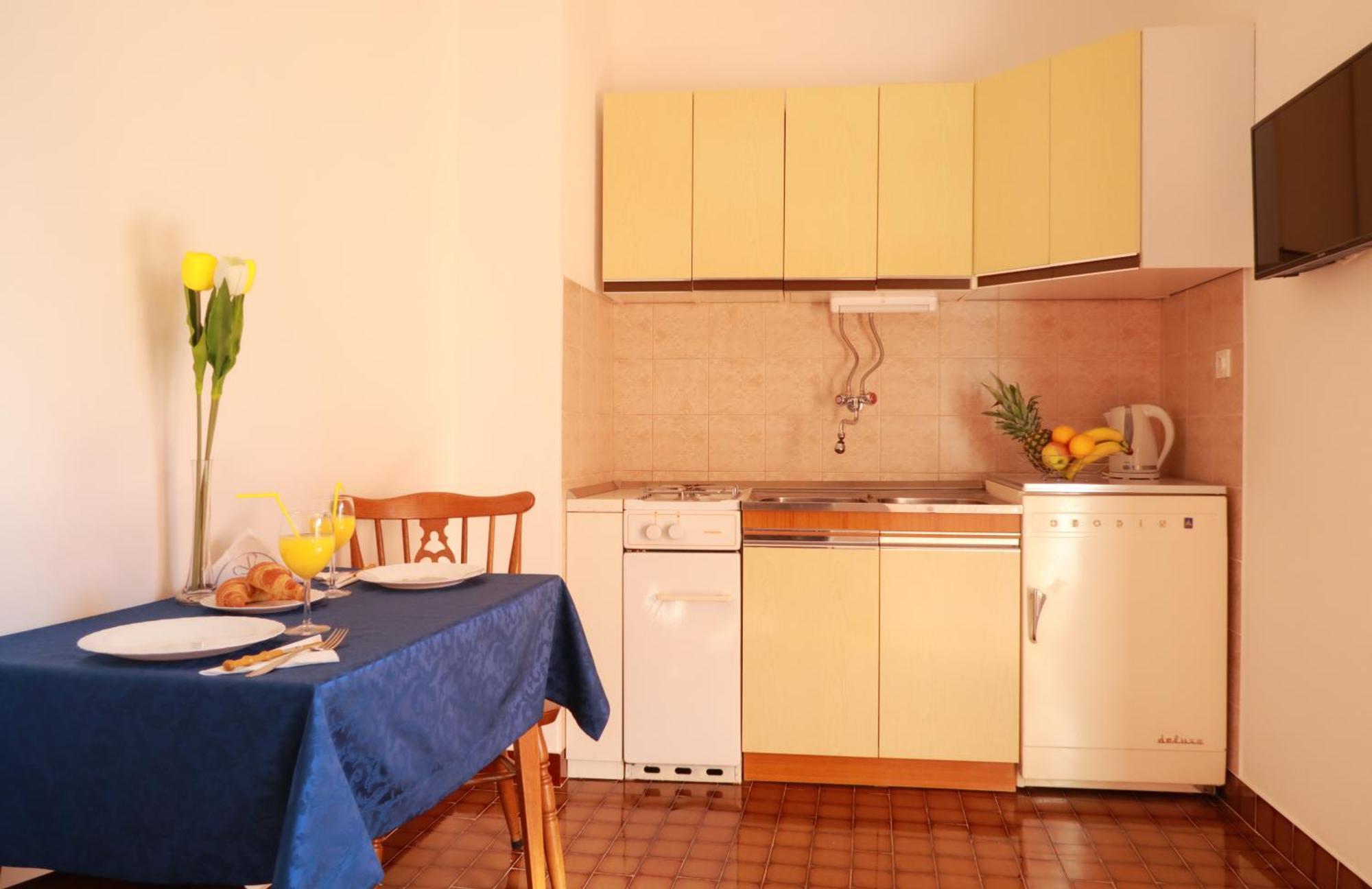 Apartments Ivanka Трогір Екстер'єр фото